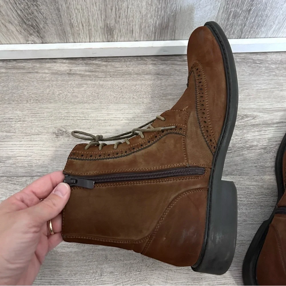 Unlisted Kenneth Cole Buzzer Oxford Boot Men 8.5 WingTip Brogue Preppy Masculine